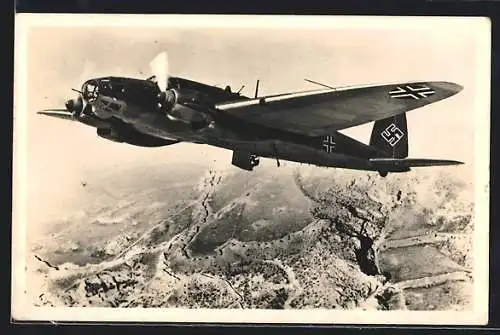 AK Unsere Luftwaffe, Flugzeug He 111 im Flug, 