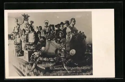 Foto-AK Wien, 10. Sängerbundfest, Gesangverein der Öst. Eisenbahnbeamten, Gruppe auf einem Festwagen
