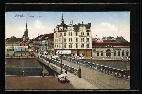 AK Pilsen / Plzen, Prazsky most., Teilansicht mit Brücke