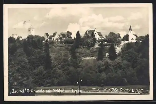 AK Grünwald /Isartal, Ortsansicht mit Schloss und Kirche