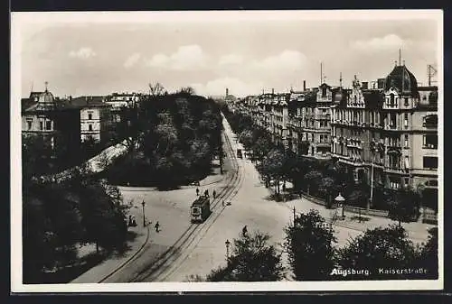 AK Augsburg, Kaiserstrasse aus der Vogelschau, Strassenbahn
