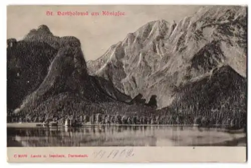 Relief-AK St. Bartholomä am Königsee, Gesamtansicht gegen die Berge