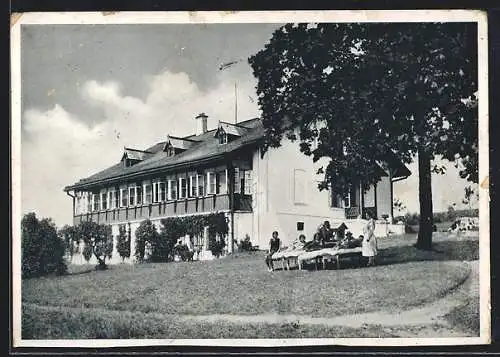 AK Kirchschlag bei Linz, Kindererholungsheim mit Garten