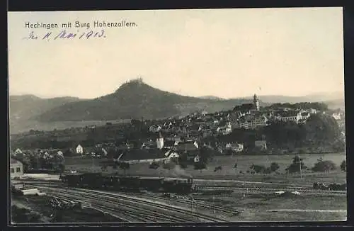 AK Hechingen, Gesamtansicht m. Burg Hohenzollern