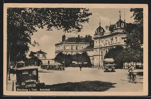 AK Altenburg i. Thür., Bahnhof mit Autos