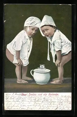 AK Zwei lustige Kinder über Nachttopf