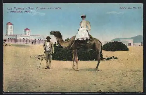 AK Las Palmas / Gran Canaria, Camello, Urlauberin beim Kamelritt