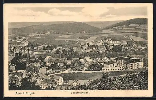 AK Aue i. Erzgeb., Gesamtansicht mit Kirche