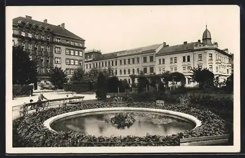 AK Pardubice, Ortspartie mit Teichanlage