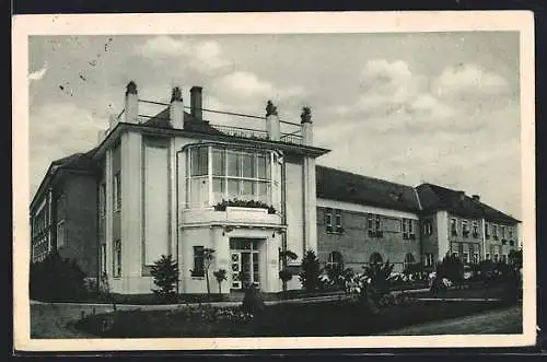 AK Uh. Hradiste, Zemská nemocnice