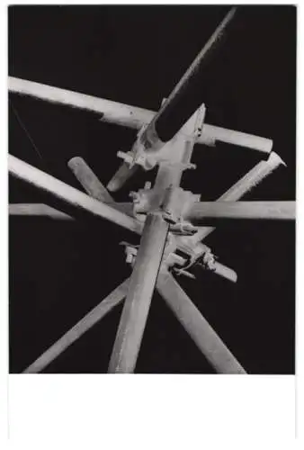 Fotografie Ludwig Windstosser, Stuttgart, Gerüst-Konstruktion, Stahlrohre mit Verbindungselementen