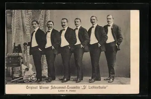AK Original Wiener Schrammel-Ensemble D` Lichtenthaler, Leiter F. Fleser