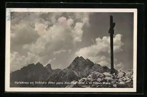 AK Gipfelkreuz am Hafelekar gegen Brandjoch