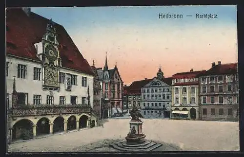 AK Heilbronn, Marktplatz mit Denkmal
