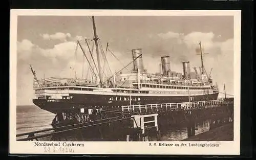 AK Cuxhaven, SS Reliance an den Landungsbrücken