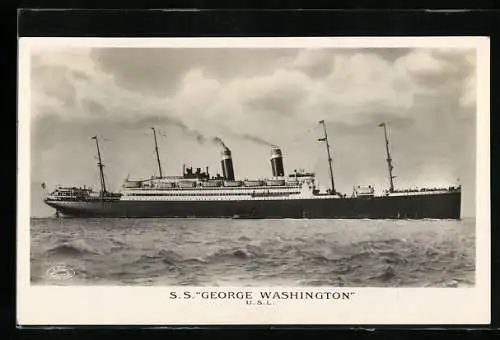 AK Passagierschiff George Washington in Fahrt