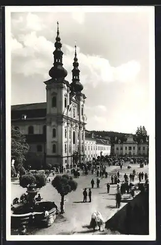 AK Velehrad, Ortspartie mit Kloster
