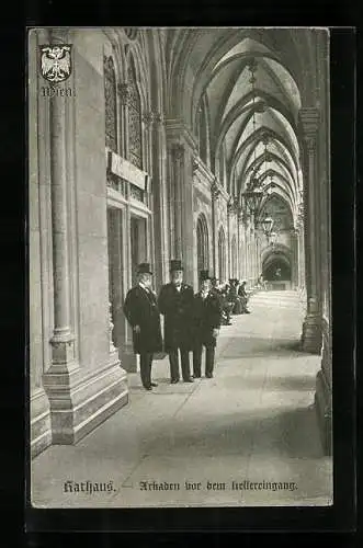 AK Wien, Rathaus, Arkaden vor dem Kellereingang, Bürgermeister Lueger