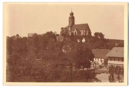 Fotografie unbekannter Fotograf, Ansicht Leuben-Schleinitz, Ortsansicht mitBlick zur Kirche