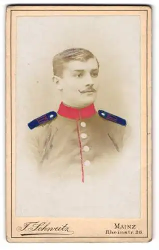 Fotografie F. Schweitz, Mainz, junger Soldat in Uniform Rgt. 117, Handkoloriert