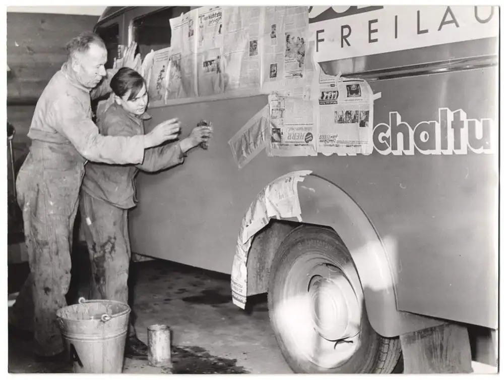 6 Fotografien Ansicht Schweinfurt, Autolackiererei Ludwig Bayer, Niederwerrner Str. 4, Karrosserie-Arbeiten & Lackierer 2