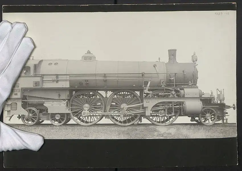 Fotografie österreichische Eisenbahn der Lokomotivfabrik Floridsdorf (LOFAG), III 375 A1, K.k. Staatsbahn 210.01 0