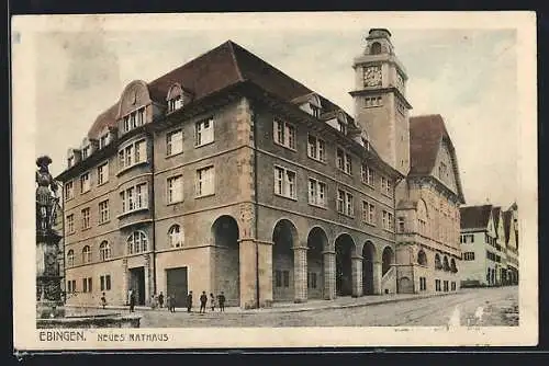 AK Ebingen, Neues Rathaus mit Kindern