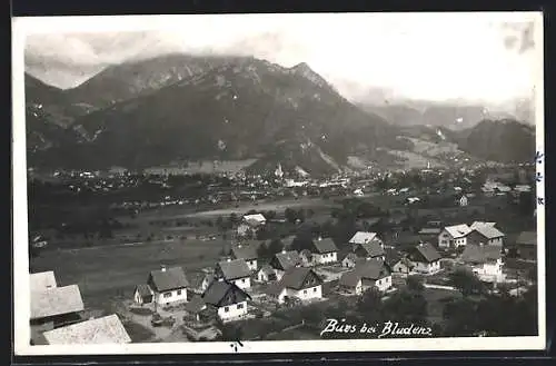 AK Bürs bei Bludenz, Teilansicht mit Bergen