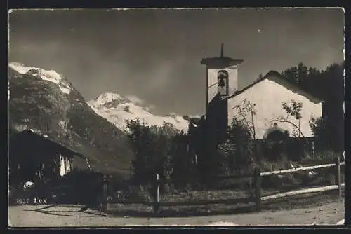 AK Fex, Kleine Kapelle mit Blick in die Berge