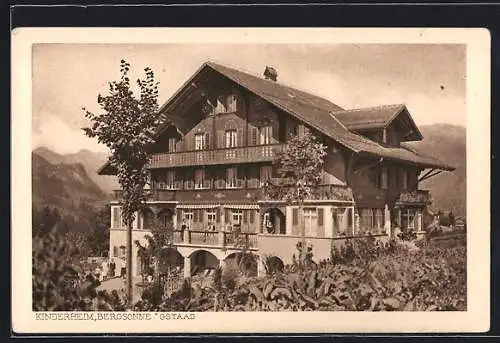 AK Gstaad, Blick auf das Kinderheim Bergsonne