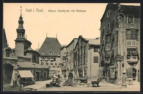 AK Hall /Tirol, Oberer Stadtplatz mit Rathaus