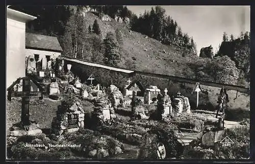 AK Johnsbach, Touristenfriedhof mit näherer Umgebung