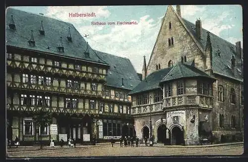 AK Halberstadt, am Rathaus vom Fischmarkt