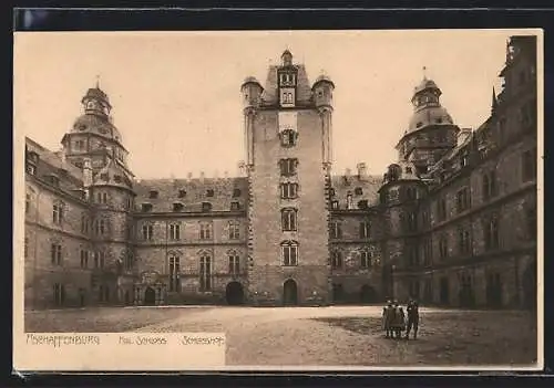 AK Aschaffenburg, Schlosshof