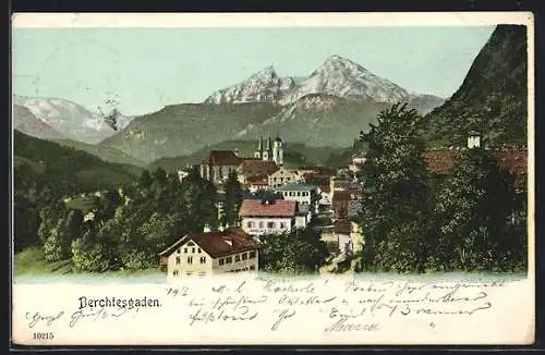 AK Berchtesgaden, Ortsansicht gegen Bergpanorama