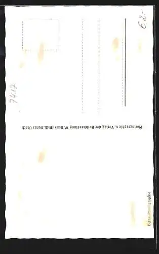 AK Urach / Luftkurort, Partie beim Rathaus mit Marktbrunnen