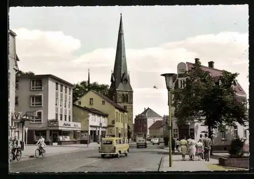 AK Brackwede in Westfalen, Hauptstrasse mit Blick auf die Kirche