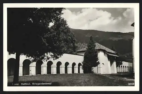 AK Lienz /Osttirol, Partie am Kriegerdenkmal