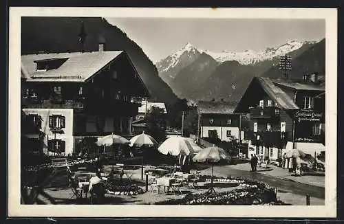 AK Kaprun, Gasthäuser Demel mit Kitzsteinhorn