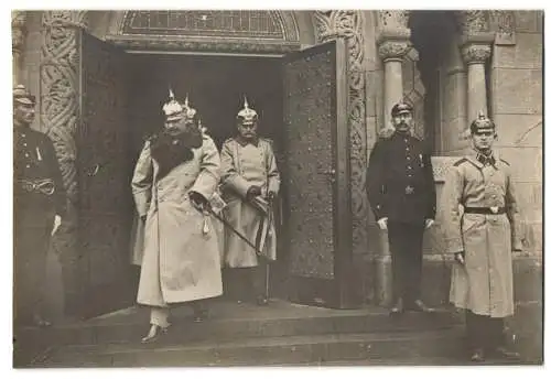 3 Fotografien Ansicht Gerolstein, Kaiser Wilhelm II. besucht die Einweihung der Erlöserkirche 1913, Unifom, Pickelhaube