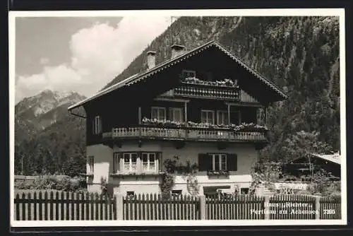 AK Pertisau am Achensee, Haus Richter mit Garten