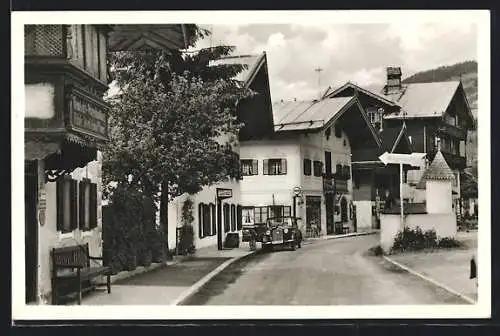 AK Brixen im Tale, Gemischtwarenhandlung, Tankstelle, Strassenpartie