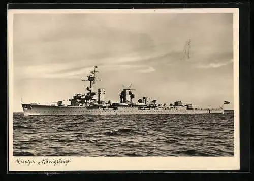 AK Kreuzer Königsberg der Kriegsmarine auf hoher See