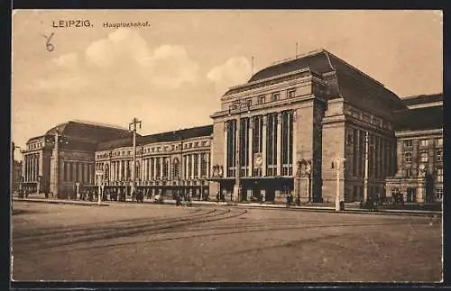 AK Leipzig, Hauptbahnhof, Ansicht der Hauptfassade mit Eingangsportal