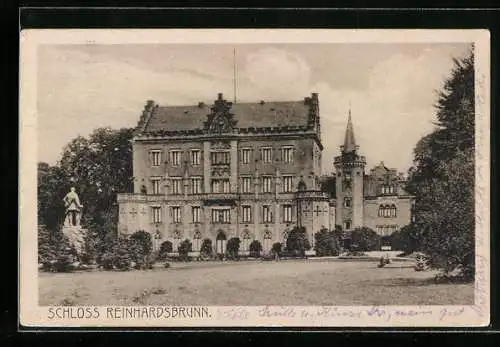 AK Reinhardsbrunn, Schloss mit Denkmal
