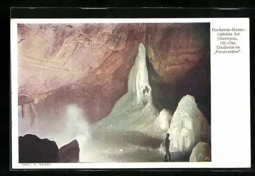 AK Obertraun, Dachstein-Rieseneishöhle, Eissäulen im Parzivaldom