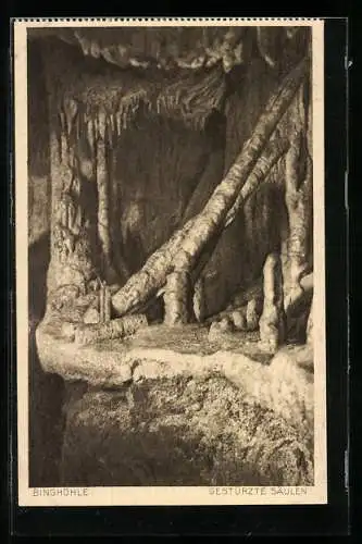 AK Binghöhle, Gestürzte Säulen liegen in der Höhle