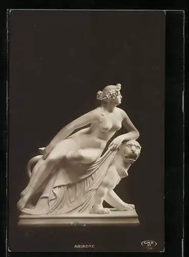 AK Marmorstatue sitzende Ariadne auf Raubkatze