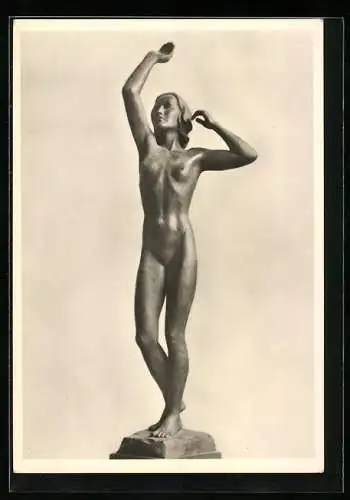 AK Plastik der Klang nackte Frau im Stehen