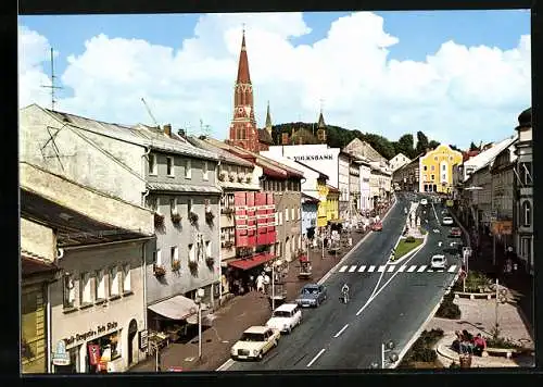 AK Zwiesel /Bayer. Wald, Stadtplatz mit Autos und Volksbank